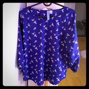 Mid sleeve dove blouse
